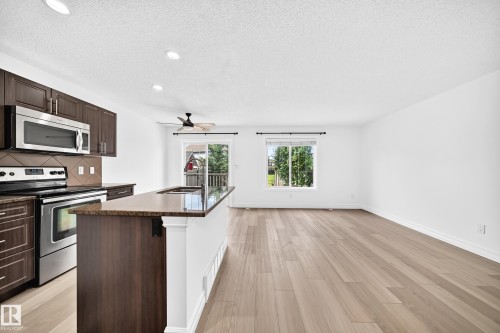 16524 135 Street Nw, Edmonton, AB 