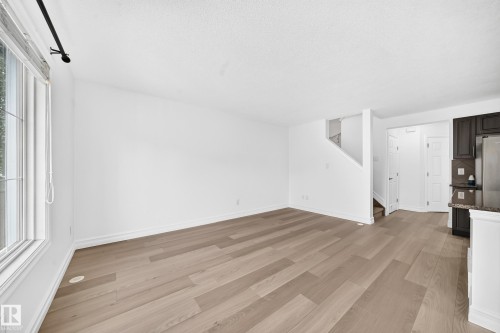 16524 135 Street Nw, Edmonton, AB 