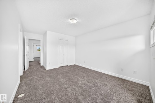 16524 135 Street Nw, Edmonton, AB 