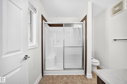 16524 135 Street Nw, Edmonton, AB 