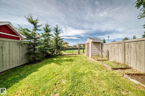 16524 135 Street Nw, Edmonton, AB 