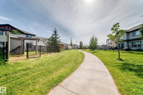 16524 135 Street Nw, Edmonton, AB 