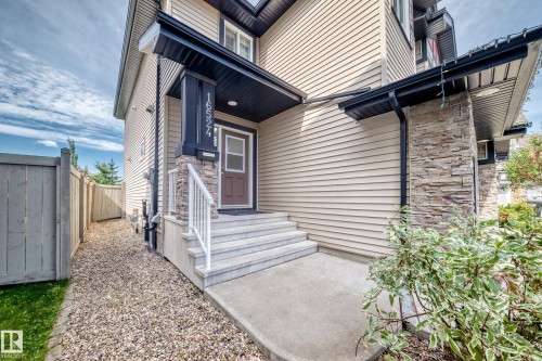 16524 135 Street Nw, Edmonton, AB 