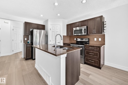 16524 135 Street Nw, Edmonton, AB 