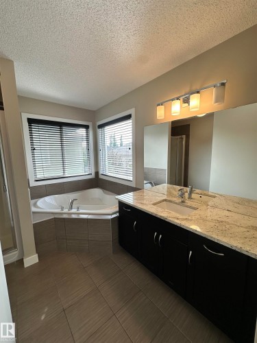141 Sutton Close, Sherwood Park, AB 