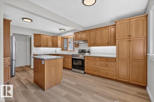 8515 56 Street Nw, Edmonton, AB 