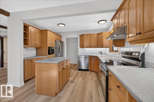 8515 56 Street Nw, Edmonton, AB 