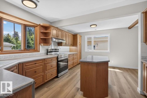 8515 56 Street Nw, Edmonton, AB 