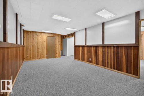 8515 56 Street Nw, Edmonton, AB 
