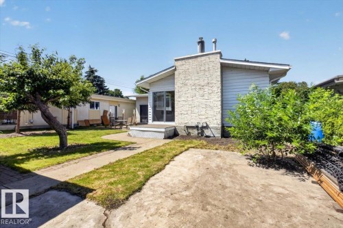 8515 56 Street Nw, Edmonton, AB 