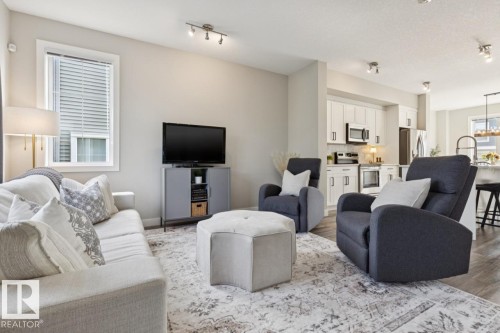 Living room - #13 600 Bellerose Dr, St. Albert, AB - Indoor Photo Showing Living Room