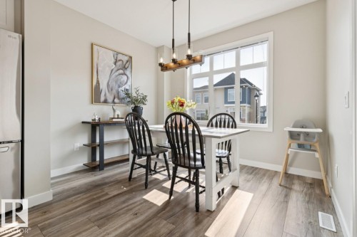 Dining room - #13 600 Bellerose Dr, St. Albert, AB - Indoor Photo Showing Dining Room