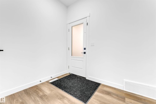 1336 11 Avenue Nw, Edmonton, AB 