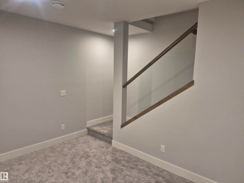 9515 75 Avenue Nw, Edmonton, AB 