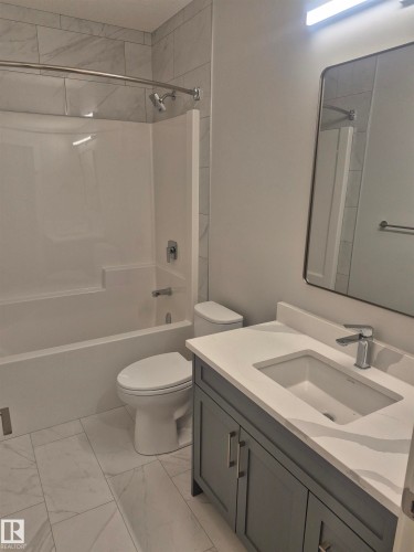 9515 75 Avenue Nw, Edmonton, AB 
