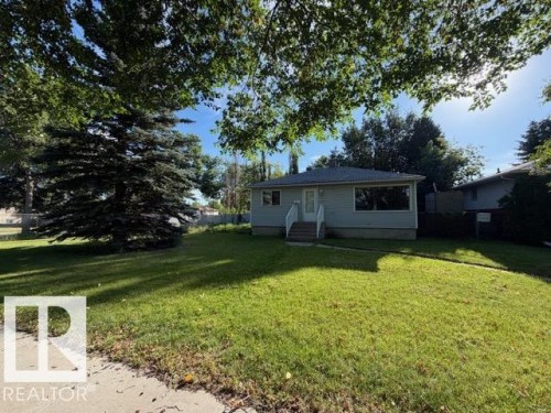 12245 81 Street NW  Edmonton, AB T5B 2T2