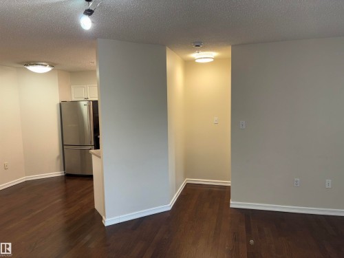 #305 11716 100 Av Nw, Edmonton, AB 
