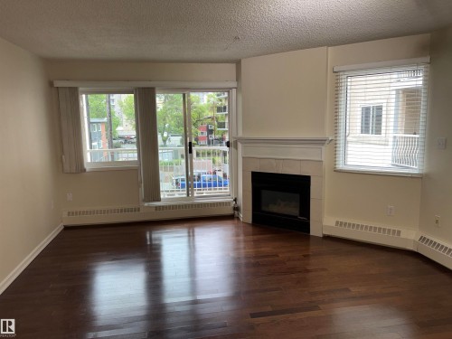 #305 11716 100 Av Nw, Edmonton, AB 