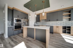 8515 183 Avenue NW  Edmonton, AB T5Z 0X5