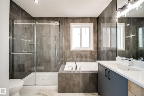 8515 183 Avenue Nw, Edmonton, AB 