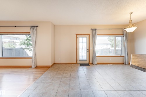 10820 178 Avenue Nw, Edmonton, AB 