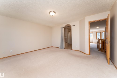 10820 178 Avenue Nw, Edmonton, AB 