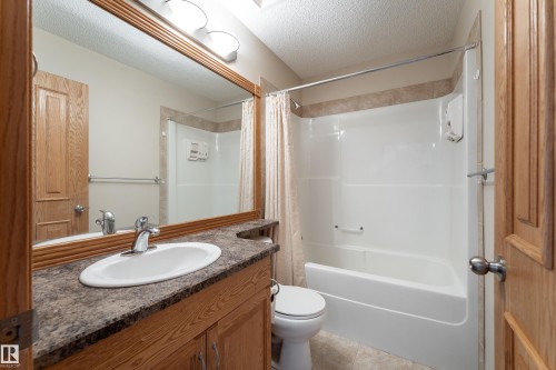10820 178 Avenue Nw, Edmonton, AB 