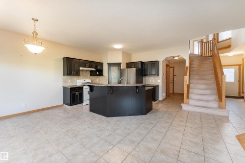 10820 178 Avenue Nw, Edmonton, AB 