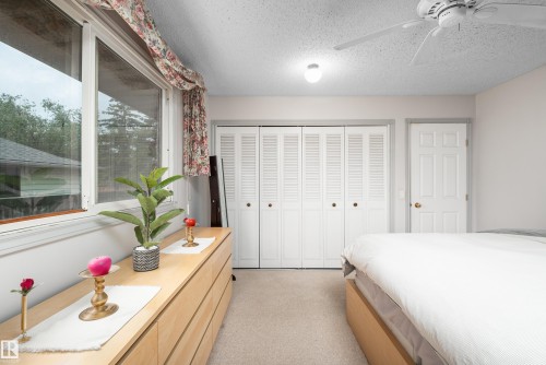 2408 115 Street Nw, Edmonton, AB - Indoor Photo Showing Bedroom