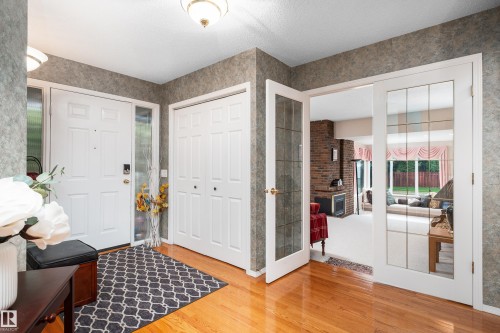 2408 115 Street Nw, Edmonton, AB - Indoor Photo Showing Other Room