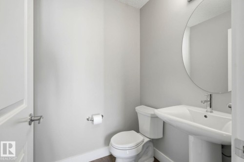 Bathroom - 206 Southfork Drive, Leduc, AB - Indoor Photo Showing Bathroom