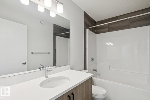 690 Bank Drive, Leduc, AB 