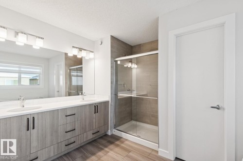 690 Bank Drive, Leduc, AB 