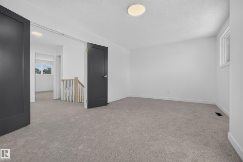 3320 130A Avenue Nw, Edmonton, AB 