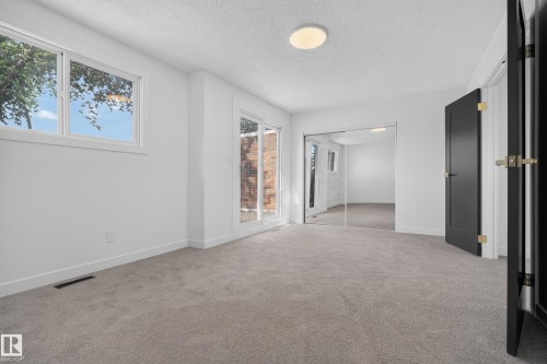 3320 130A Avenue Nw, Edmonton, AB 