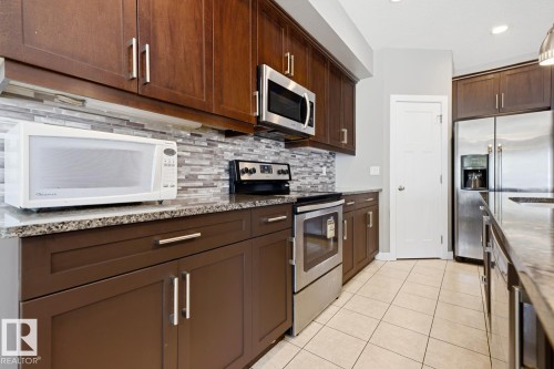 11827 56 Street Nw, Edmonton, AB 