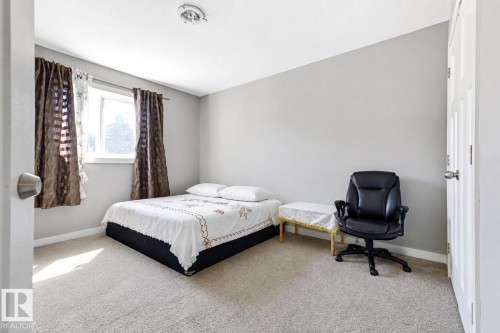 11827 56 Street Nw, Edmonton, AB 