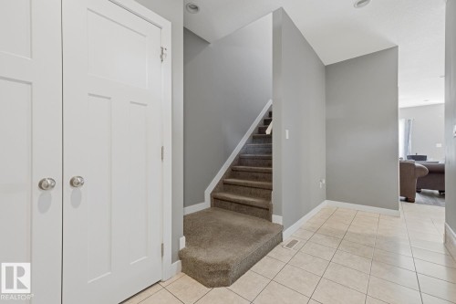 11827 56 Street Nw, Edmonton, AB 