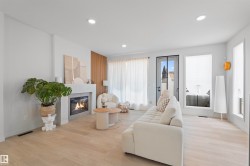 8047 227 Street NW  Edmonton, AB T5T 7S8