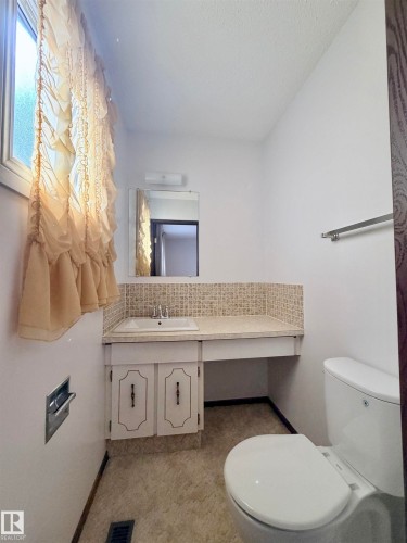 5233 49 Avenue, St. Paul Town, AB 