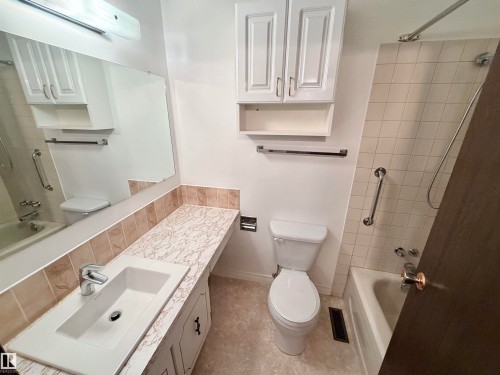 5233 49 Avenue, St. Paul Town, AB 