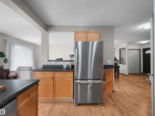 1025 Graham Court Nw, Edmonton, AB 