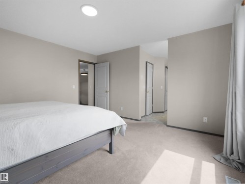 1025 Graham Court Nw, Edmonton, AB 