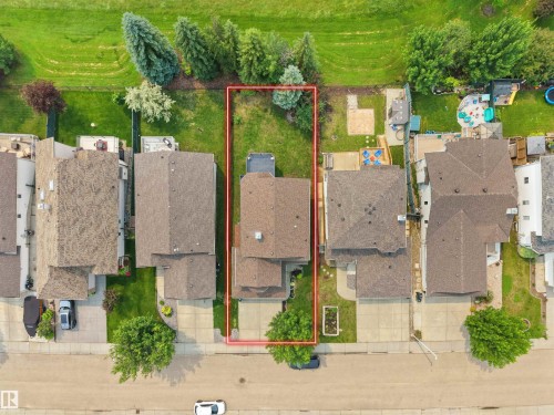 1025 Graham Court Nw, Edmonton, AB 
