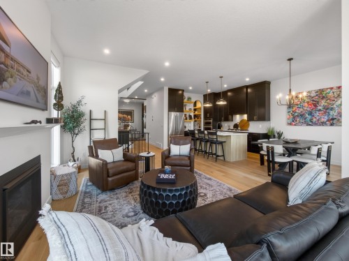 9624 99A Street Nw, Edmonton, AB 