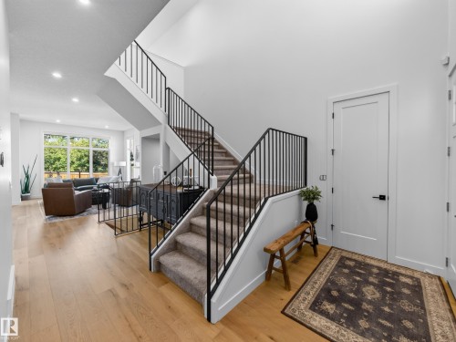9624 99A Street Nw, Edmonton, AB 