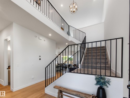 9624 99A Street Nw, Edmonton, AB 