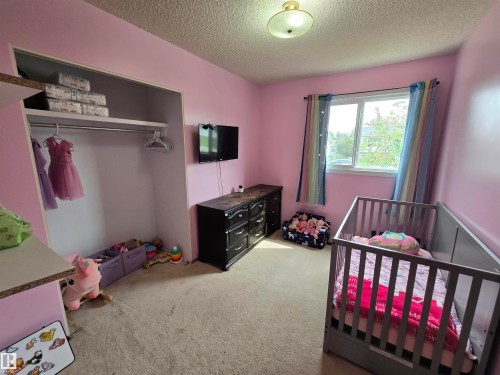 33 Athapaskan Drive, Leduc, AB 