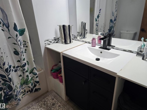 33 Athapaskan Drive, Leduc, AB 