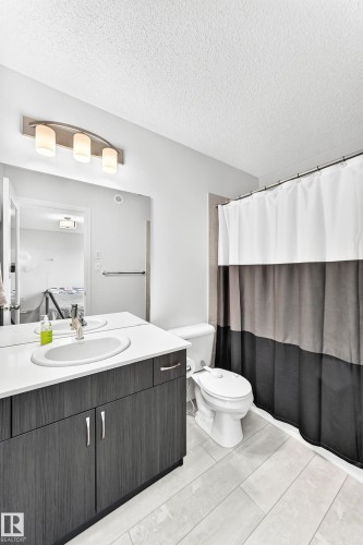 5233 22 Avenue Sw, Edmonton, AB 